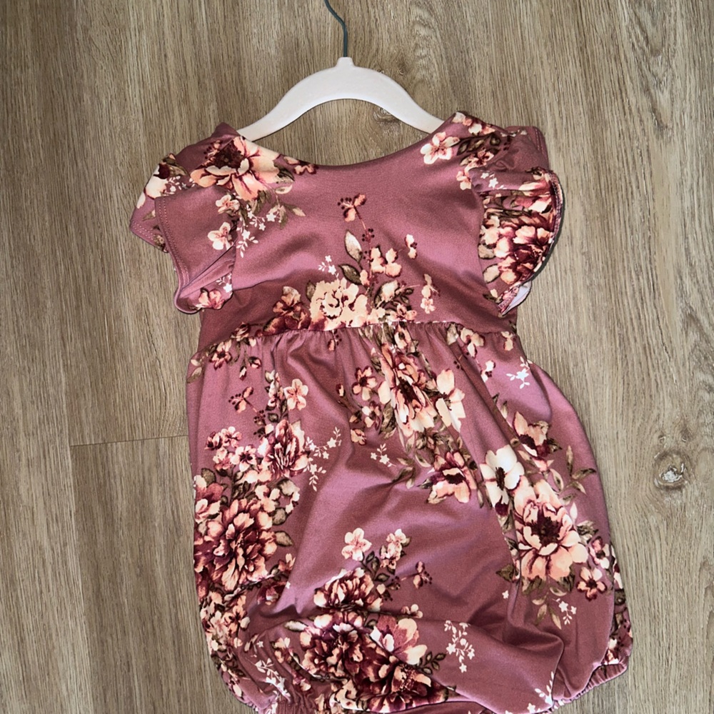 Little girls romper floral so soft!